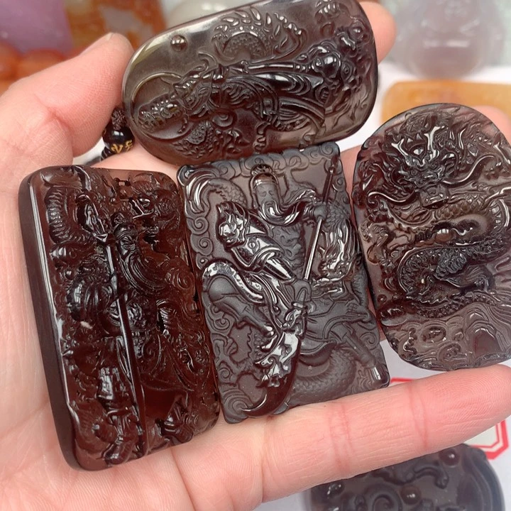 黑曜岩颈饰未镶嵌?****9
