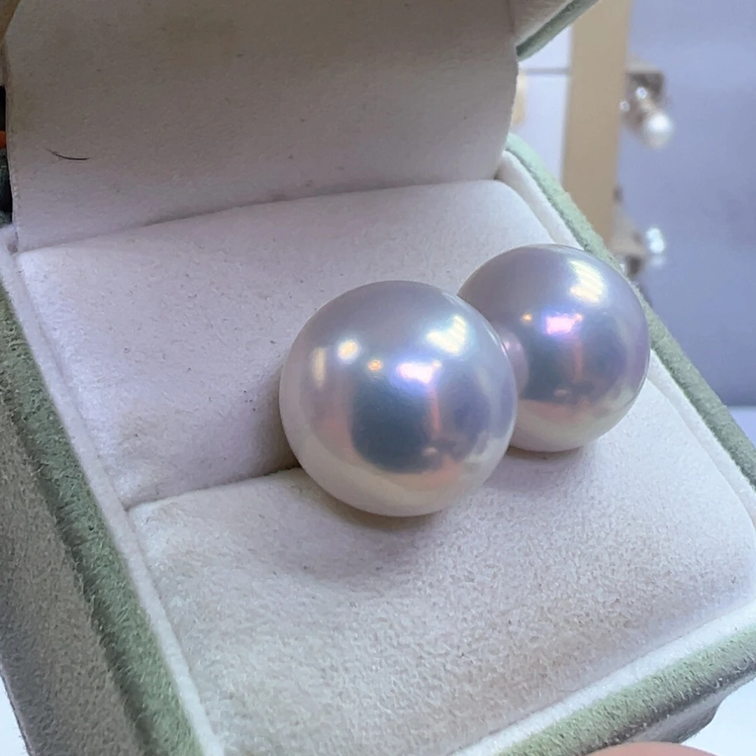 18K金镶嵌淡水珍珠耳饰