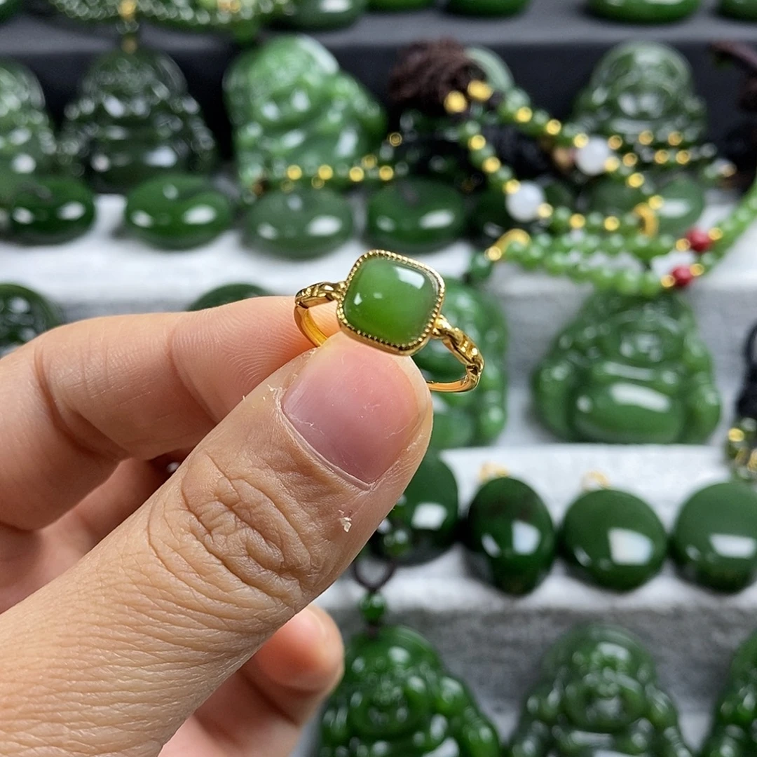 和田玉（碧玉）未镶嵌颈饰