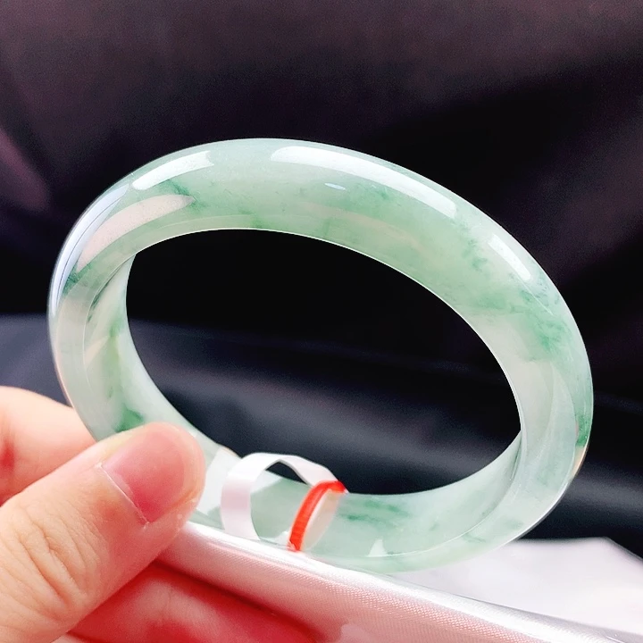 未镶嵌手镯翡翠54贵妃