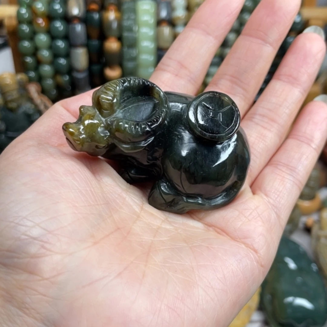 【闪购商品】岫岩河磨玉（透闪石质玉）未镶嵌把件