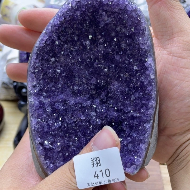 未镶嵌水晶大型摆件（非配饰）