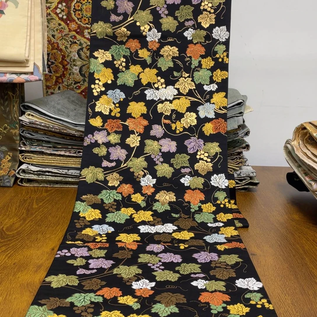 小***太织绣织锦技艺高超的