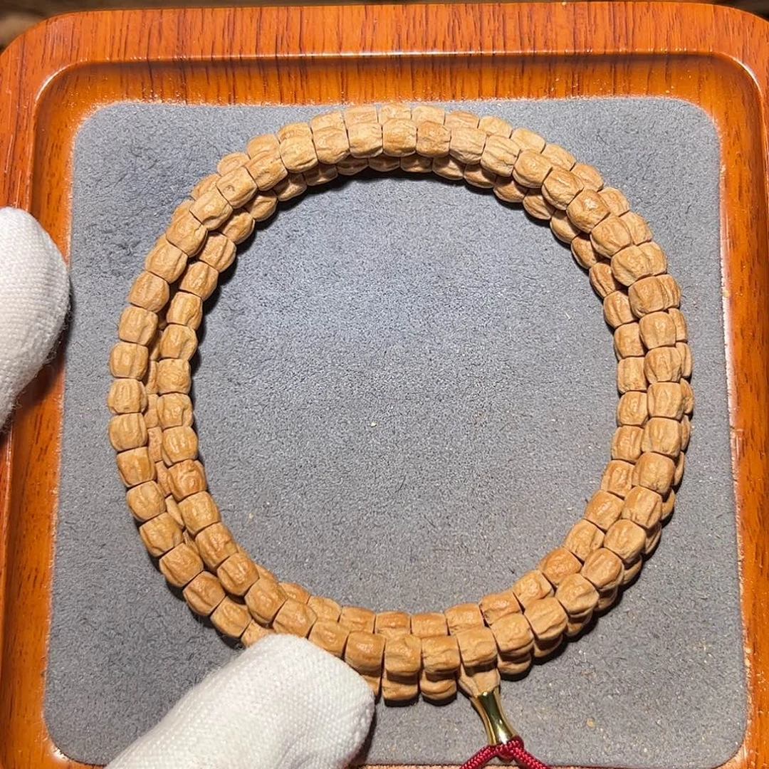 吊坠柏香籽/百香籽黄油皮直切多棱筒6