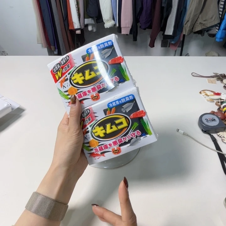 瓷片2个。。。。。。。。。。。。。。