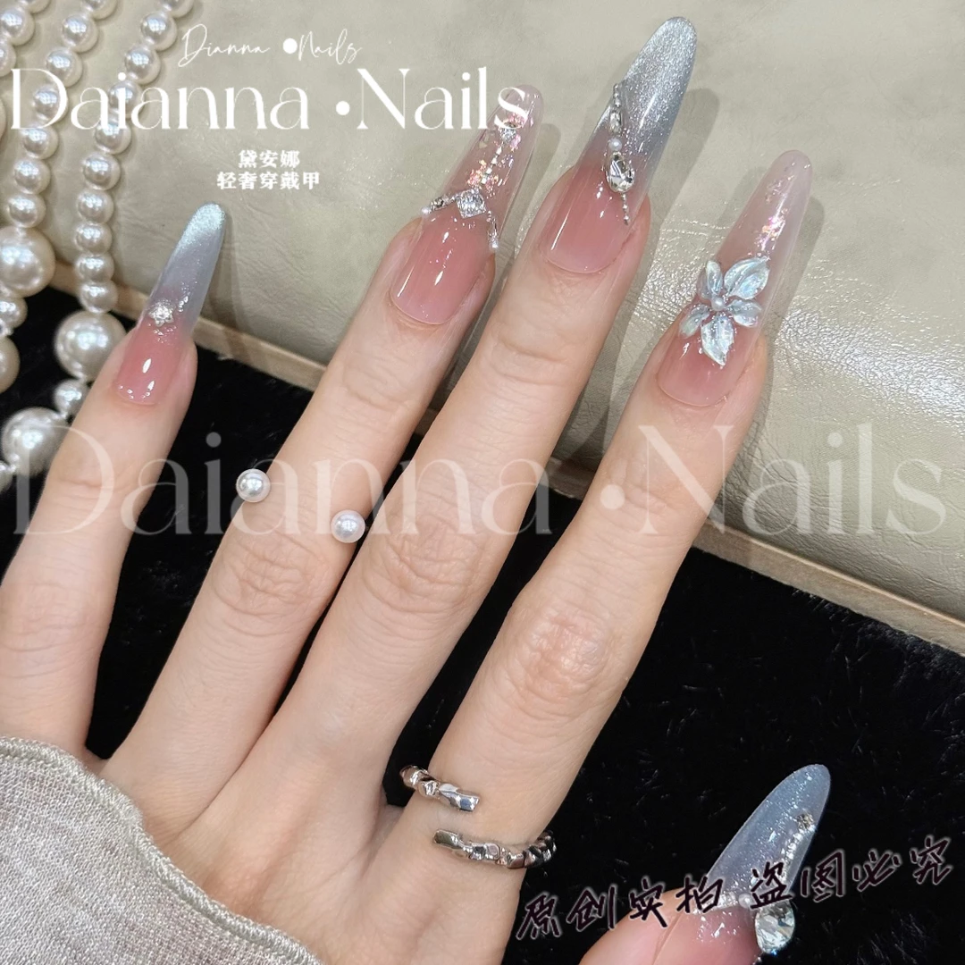 高级感美甲穿戴甲【薄荷可可】春夏爆闪烟灰蓝猫眼精美欧泊雕花贴钻