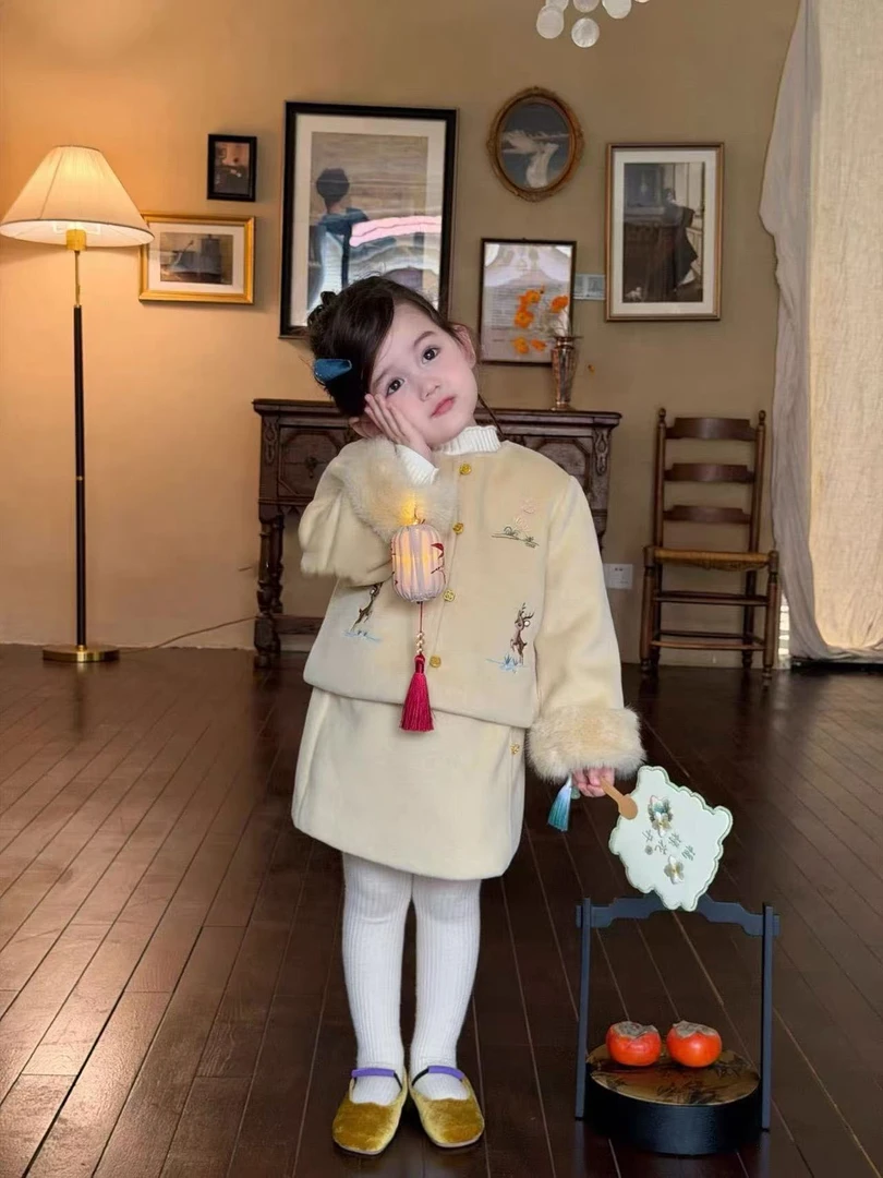 女童秋冬套装2025新款儿童洋气呢外套半身裙浅卡其色宝宝两件套暖