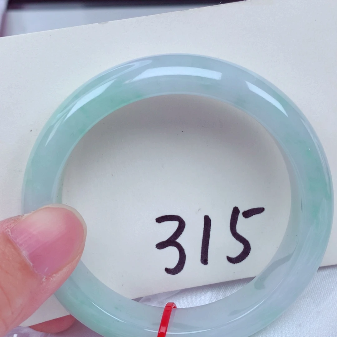 翡翠未镶嵌手镯翡翠