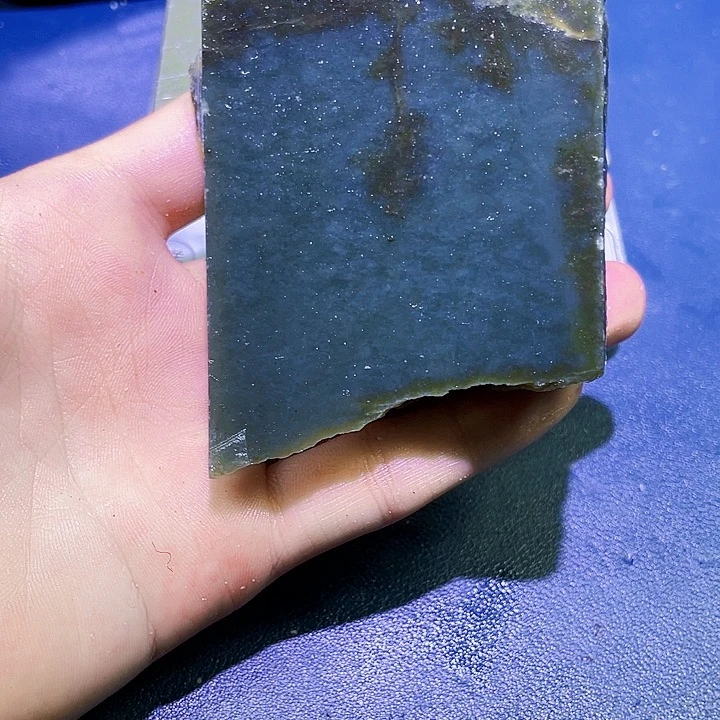 未镶嵌和田玉（糖玉）珠宝半成品