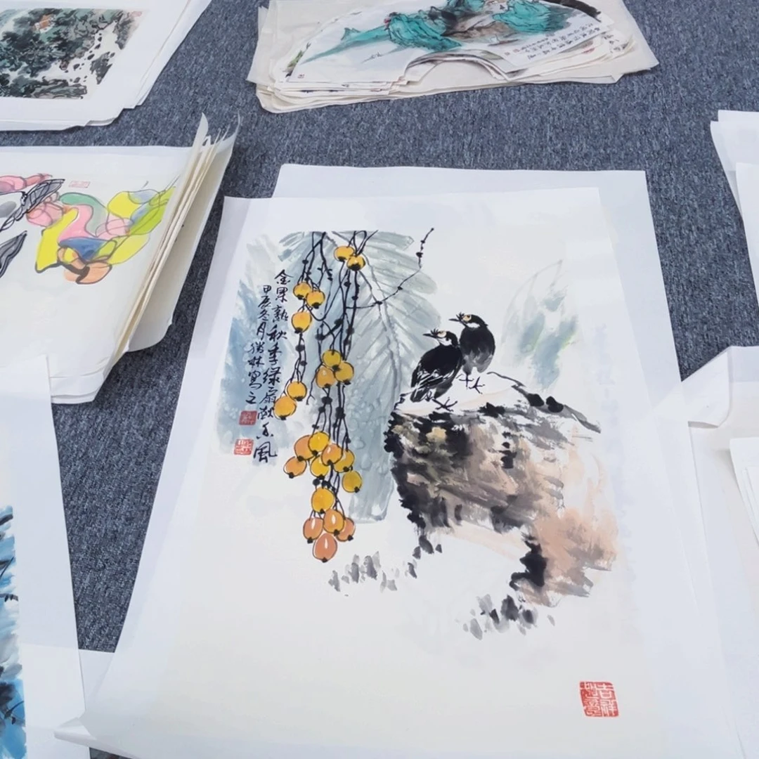国画艺****室四尺三开绘画作品