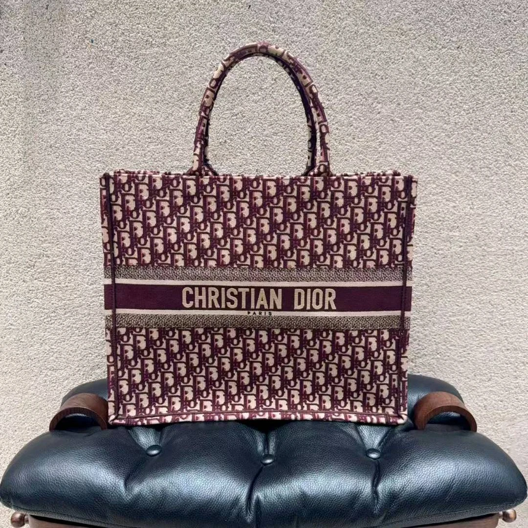 迪奥/Dior 大号 book tote 手袋 酒红色手提托特包  工价27000!