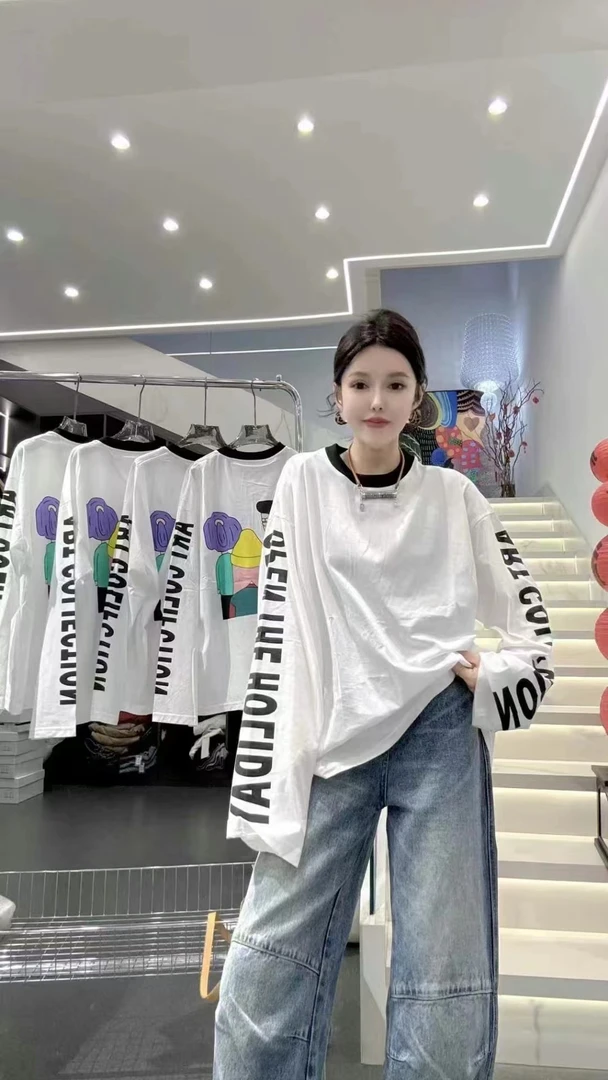 大胖家6399#早春新款大码时尚百搭洋气字母涂鸦打底衫