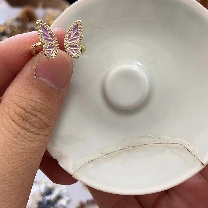 瓷片宝贝哈哈哈哈哈哈吧