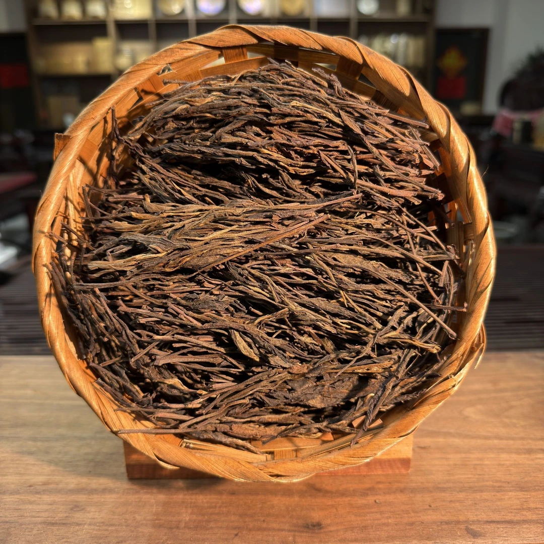 【15016】武当皮框 太极 普洱茶生茶 380g 送茶样