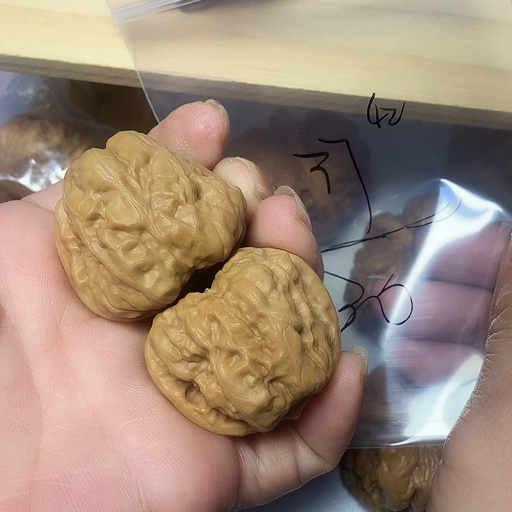 吊坠文玩核桃边37左右