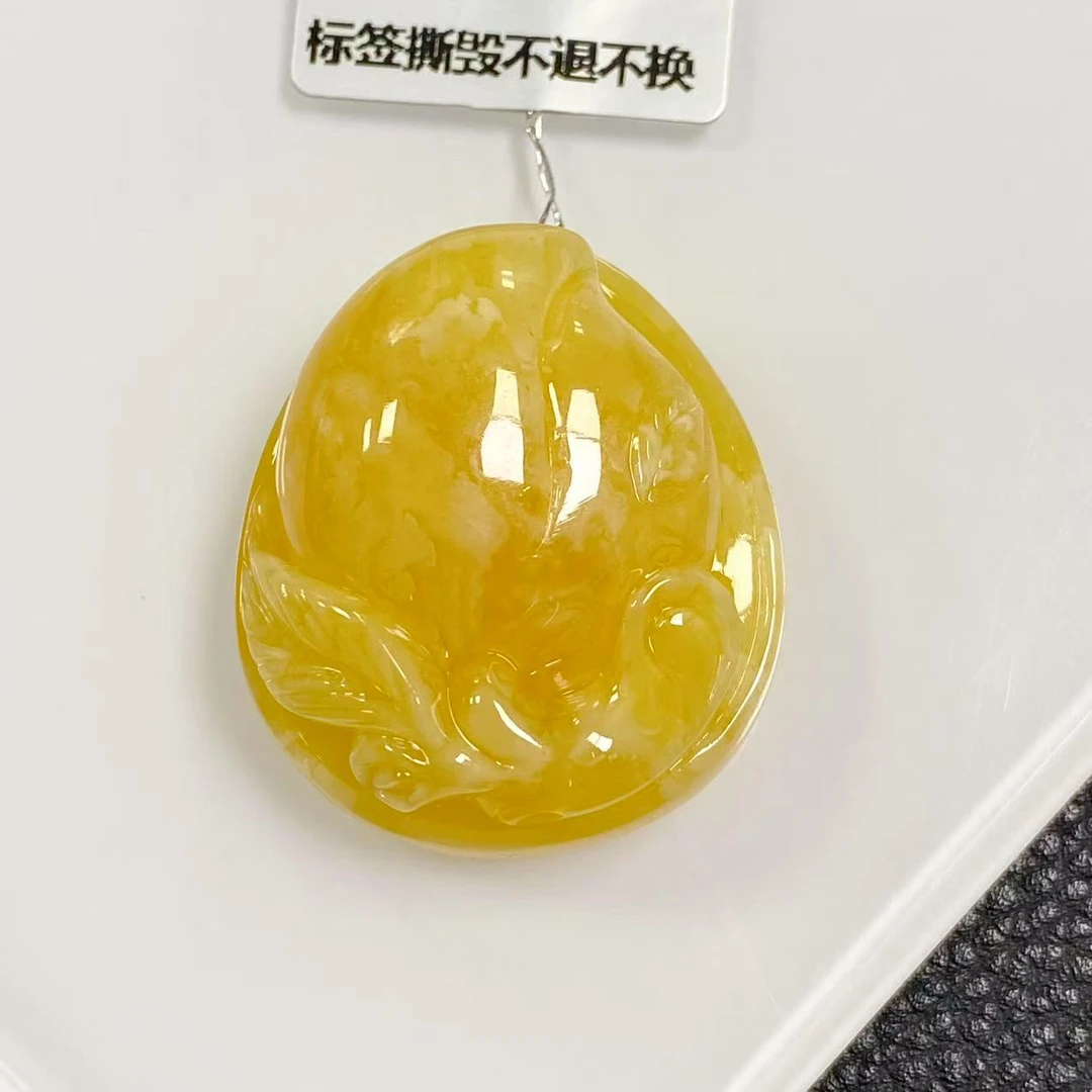 「戴琴珠宝」AA273-蜜蜡雕刻件吊坠（多样性发其一）