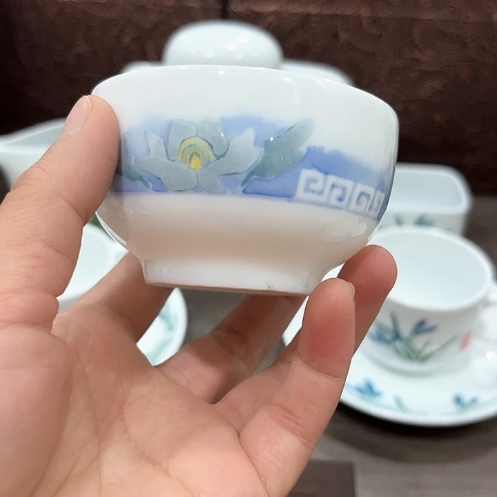 釉下五彩瓷的制作工艺