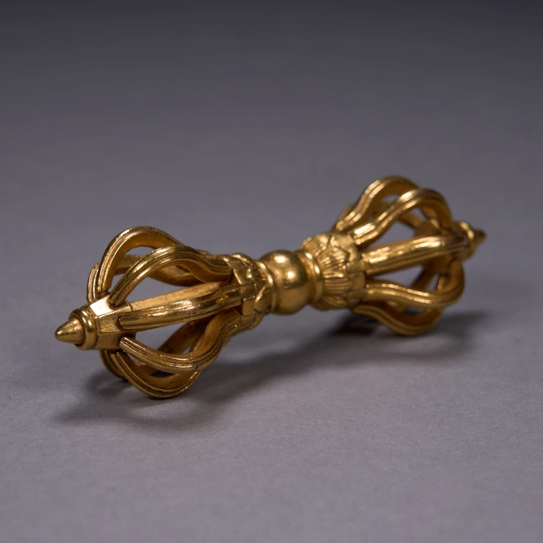 Lot012清代铜鎏金九股金刚杵