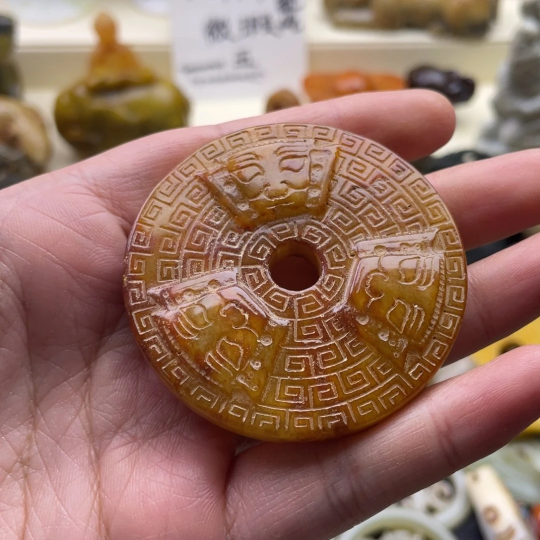 未镶嵌蛇纹石玉颈饰