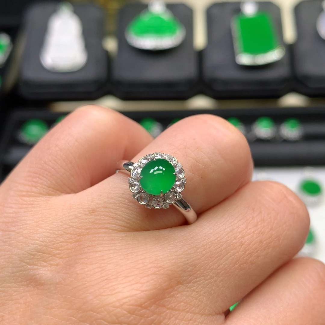 翡翠吊坠(不含链)18K金镶嵌