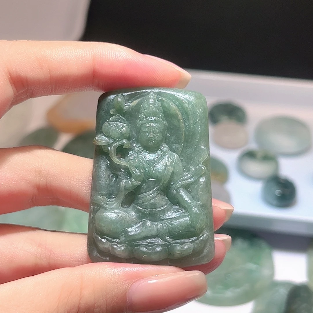 定制翡翠未镶嵌翡翠