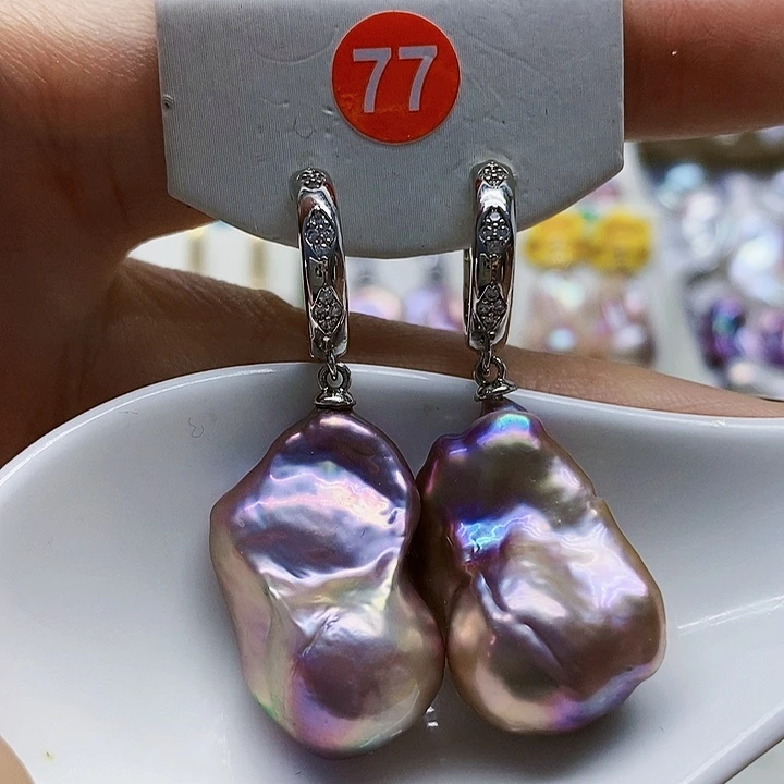 银S925镶嵌耳饰淡水珍珠