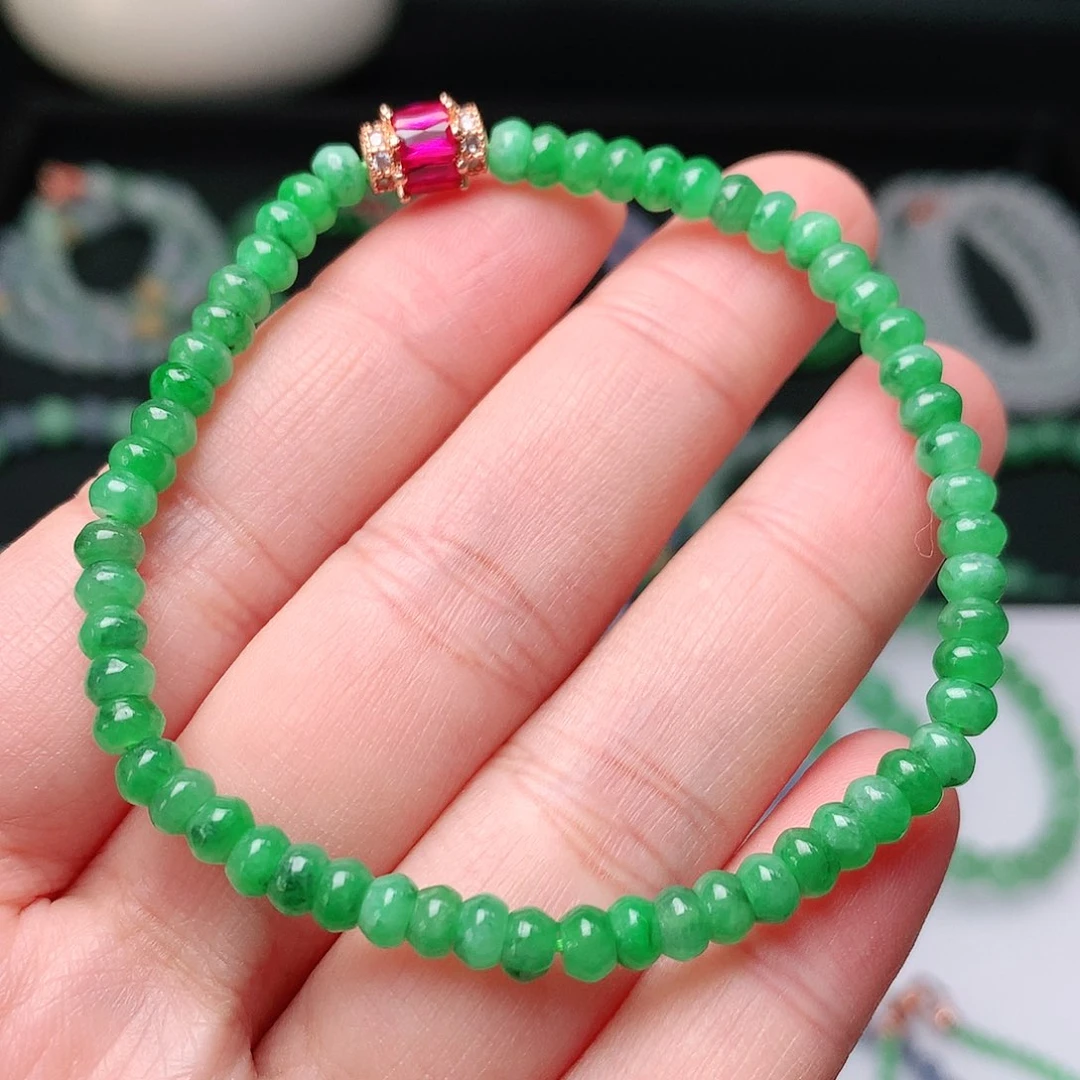 翡翠手链未镶嵌翡翠