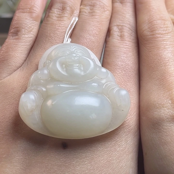 和田玉挂件未镶嵌钟*