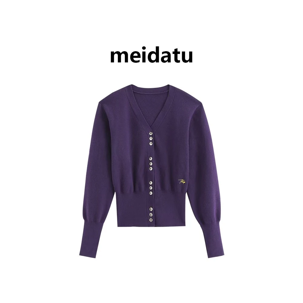 美哒兔（破价款）柔软舒适针织上衣（小个子版）CM703-27Q