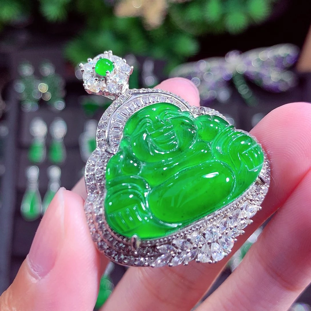 颈饰未镶嵌翡翠天然