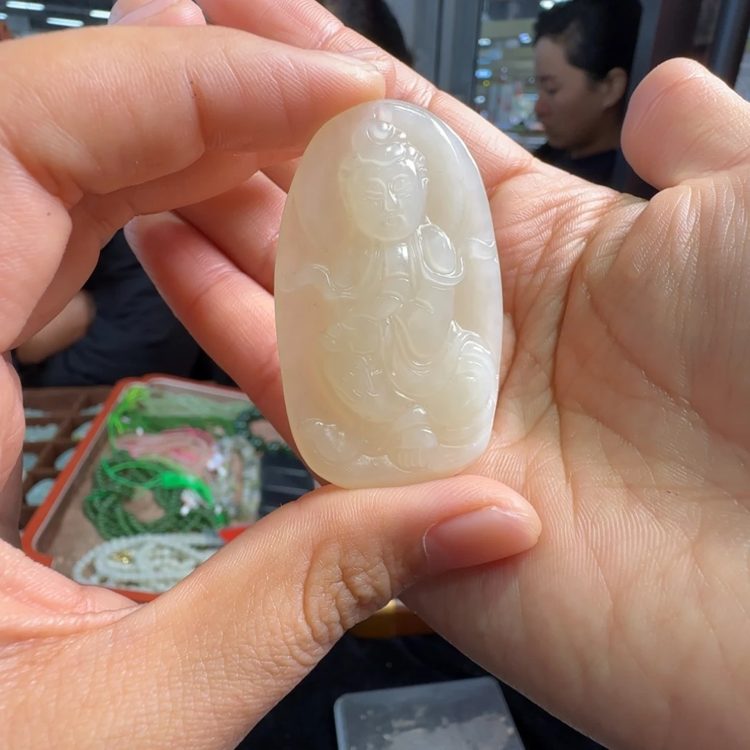 颈饰未镶嵌和田玉