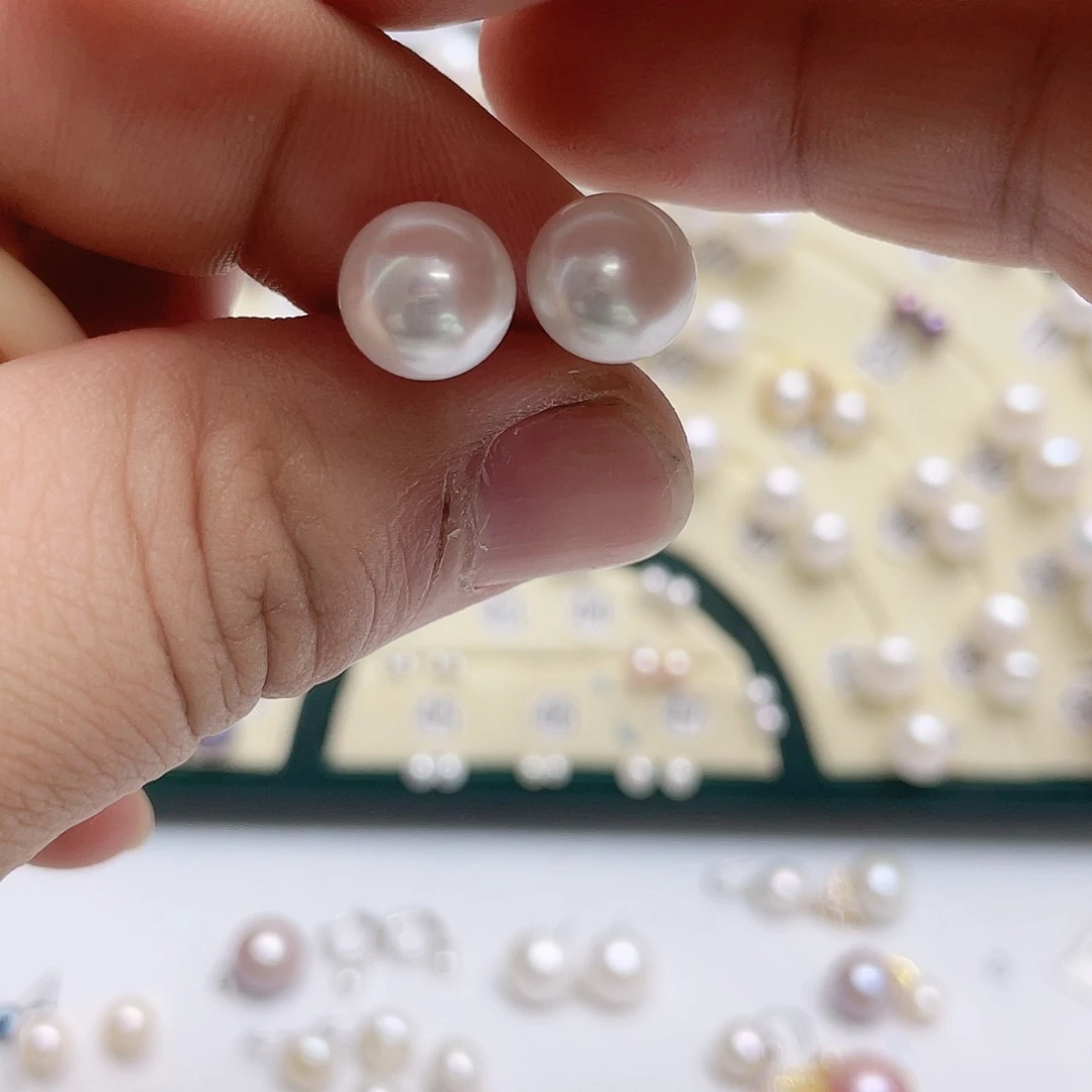 ****Q银S925镶嵌耳饰淡水珍珠