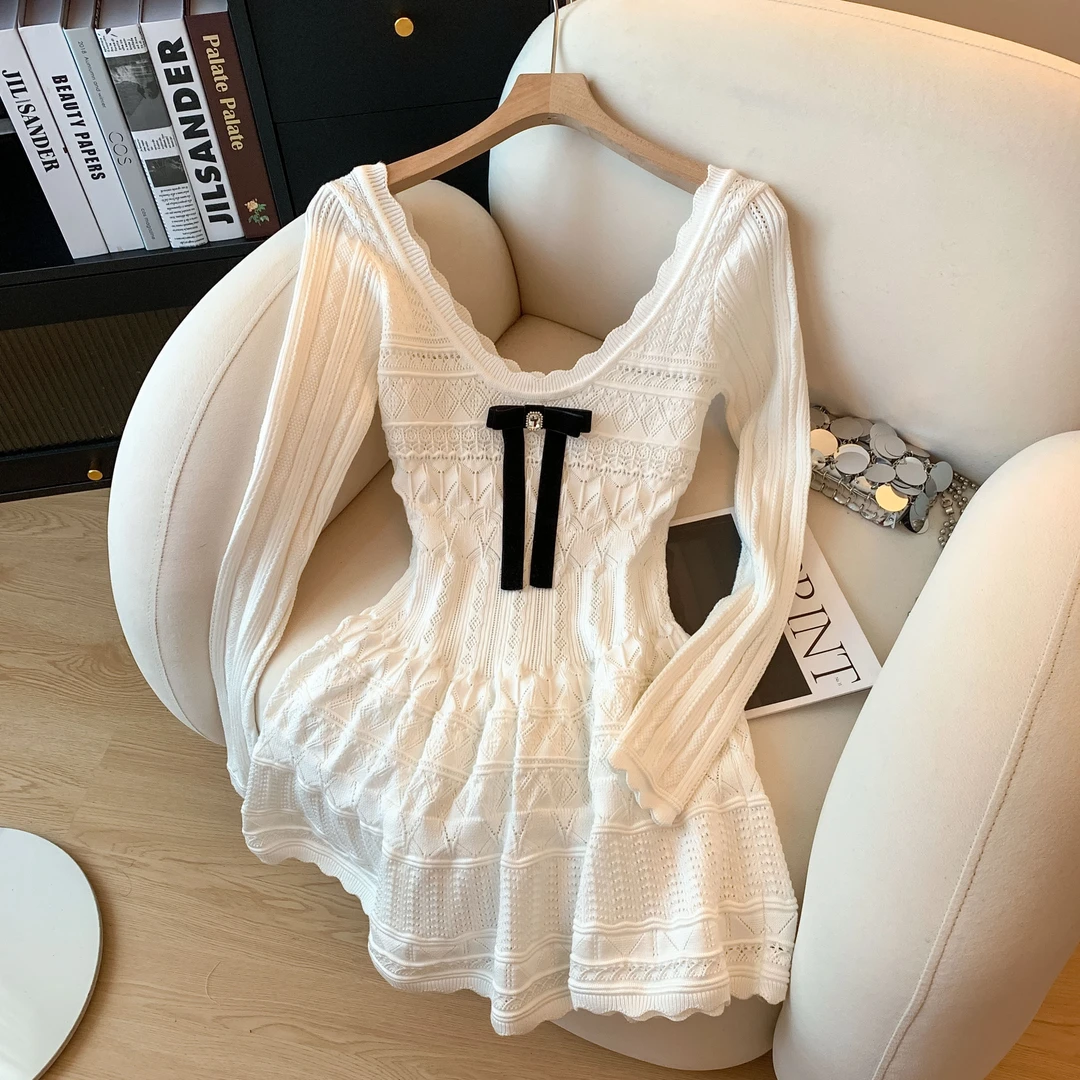 财阀千金女装连衣裙秋季新款修身显瘦甜美蝴蝶结高级时尚个性短裙