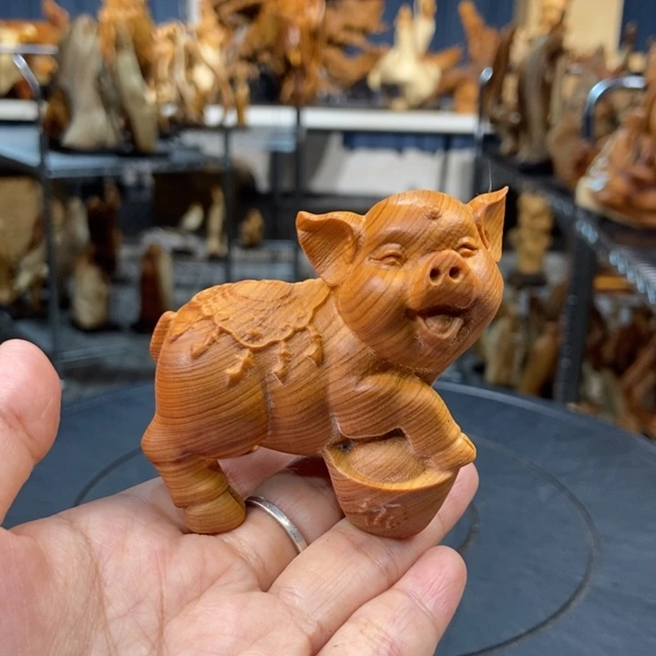 柏木（崖柏）手把件猪