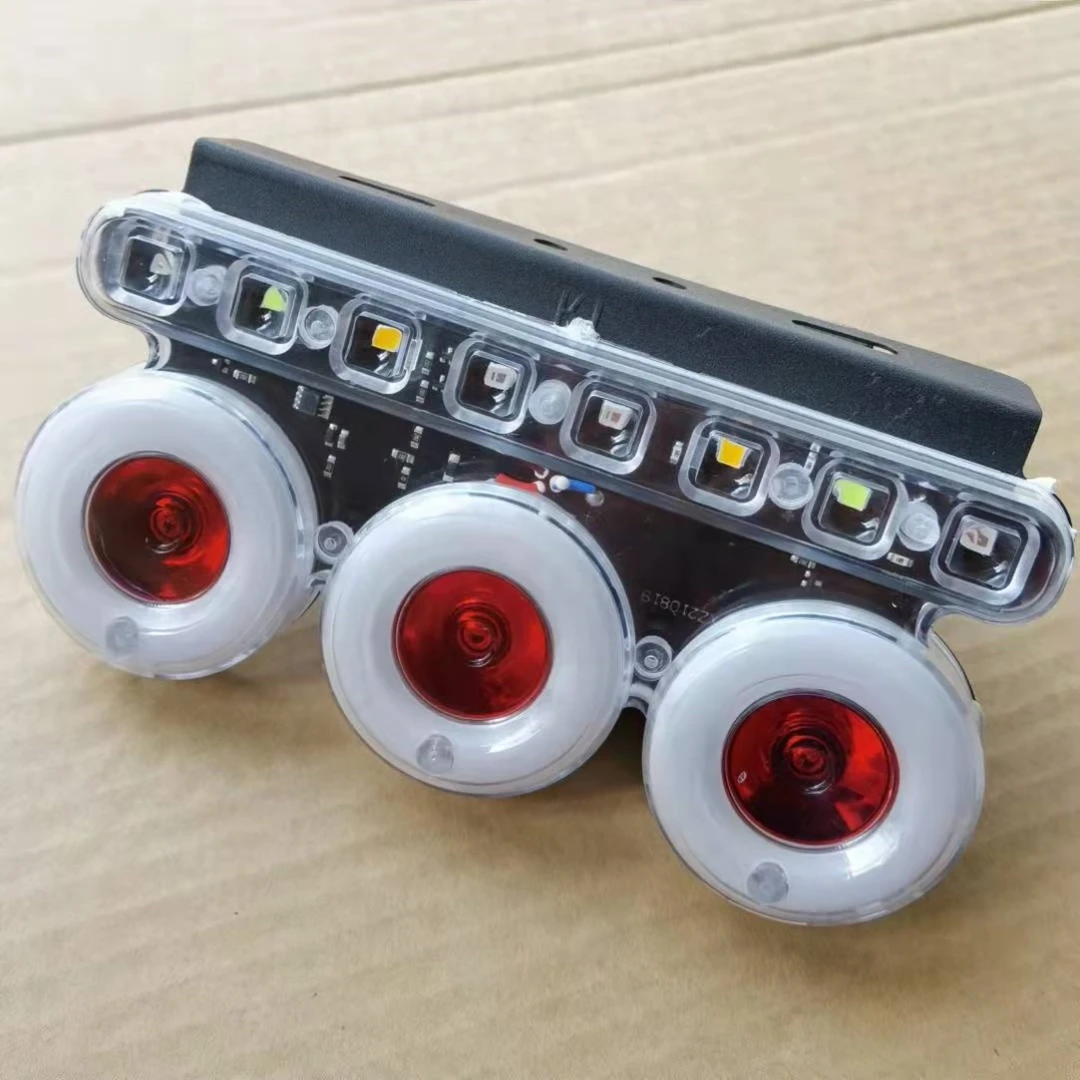 LED货车爆闪灯防追尾警示灯防水后尾灯12伏24V行车刹车后雾七彩灯