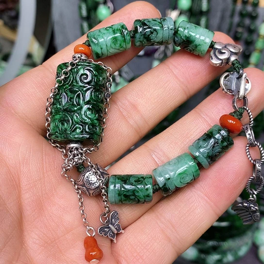 未镶嵌手链翡翠漂亮美眉