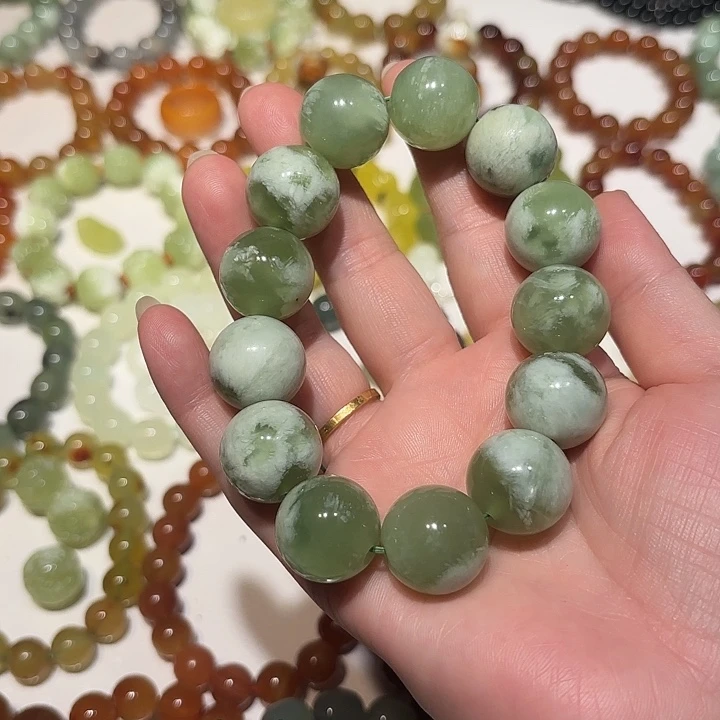 蛇纹石玉未镶嵌手串