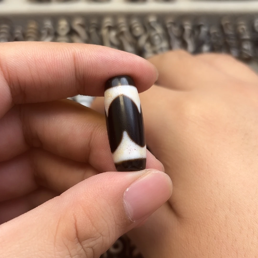 男***c未镶嵌玛瑙/玉髓珠宝半成品