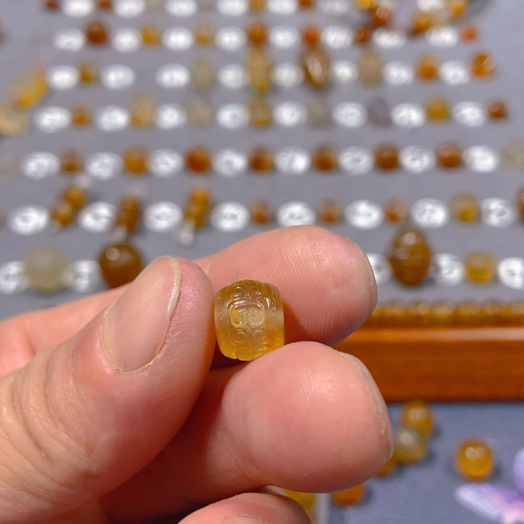 o***0玛瑙/玉髓合金颈饰珠