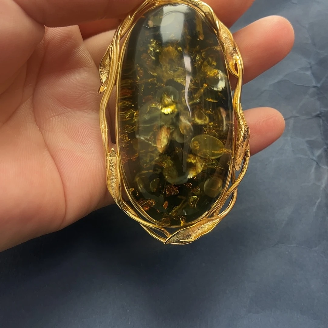 琥珀未镶嵌裸石吊坠