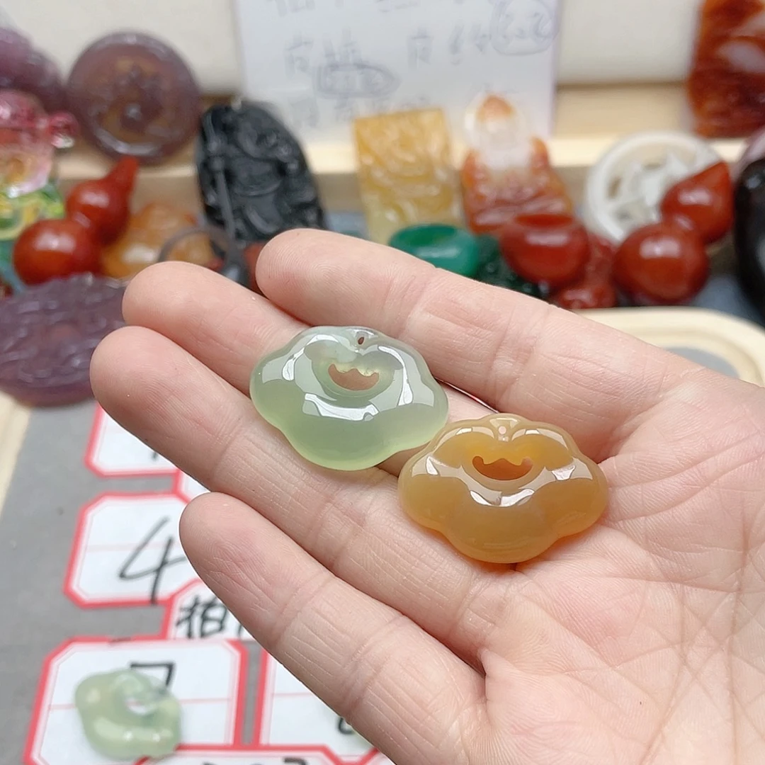 玛瑙/玉髓颈饰合金黄*