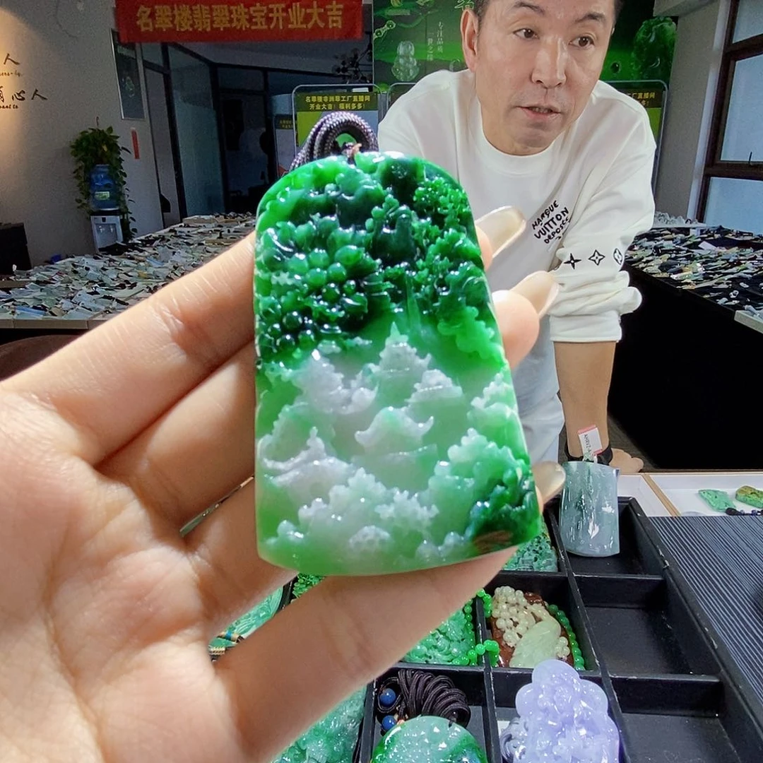 颈饰未镶嵌翡翠翡翠