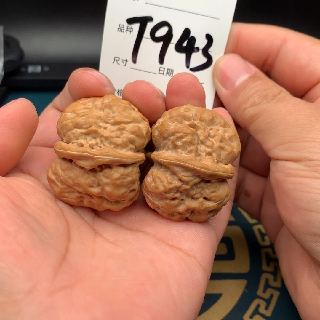 文玩核桃把件压**欧40蛤蟆943