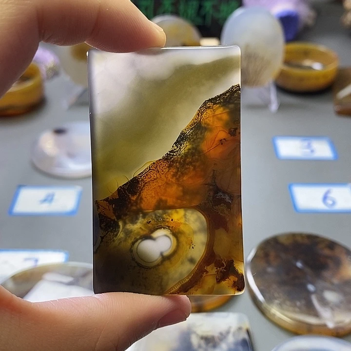 玛瑙/玉髓未镶嵌珠宝半成品8