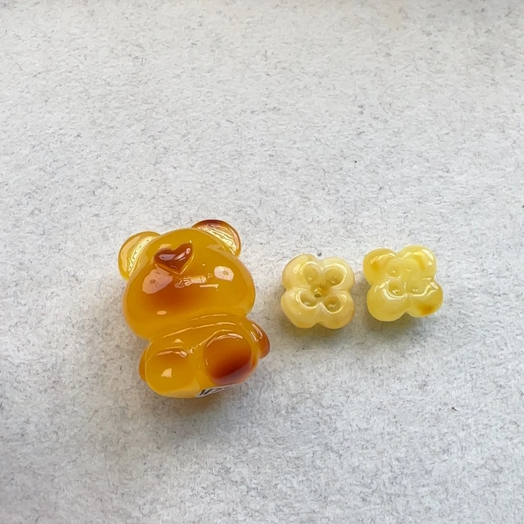 琥珀颈饰未镶嵌琥珀