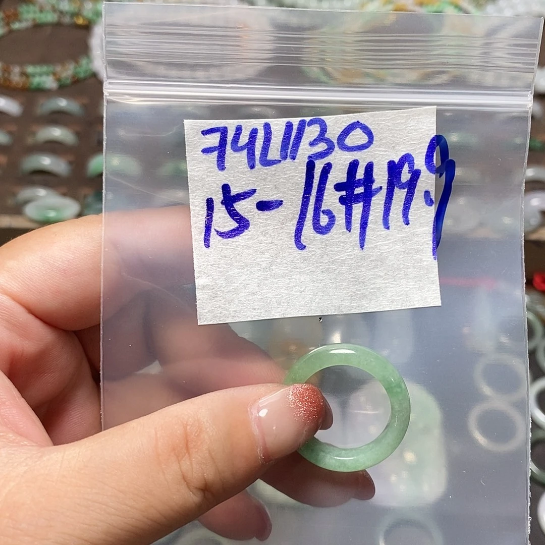 未镶嵌定制翡翠翡翠