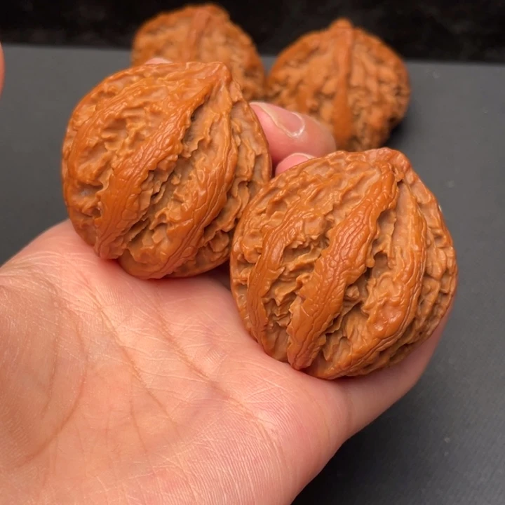 吊坠文玩核桃秦岭野生核桃文玩