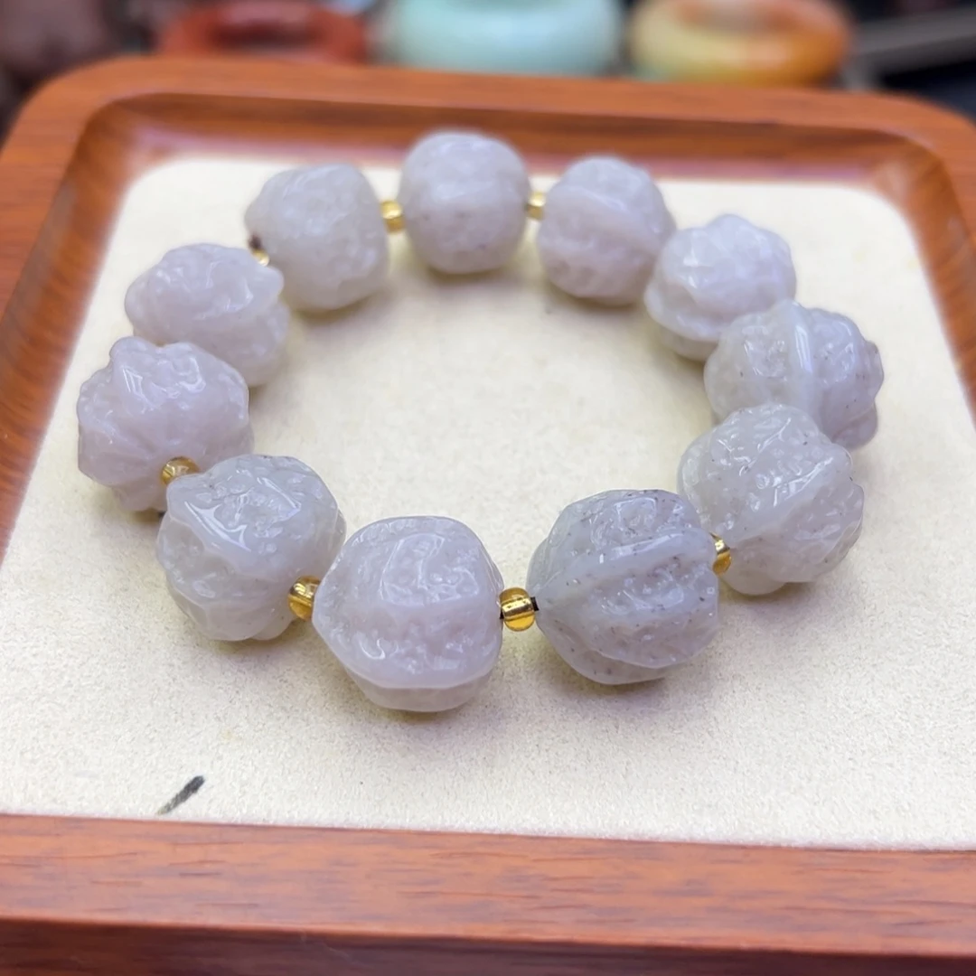 未镶嵌手镯石英岩玉