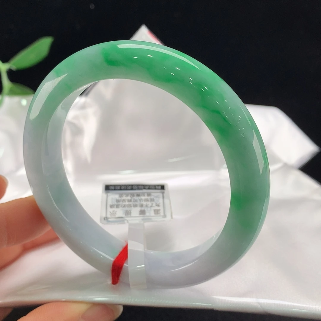 翡翠未镶嵌手镯0240