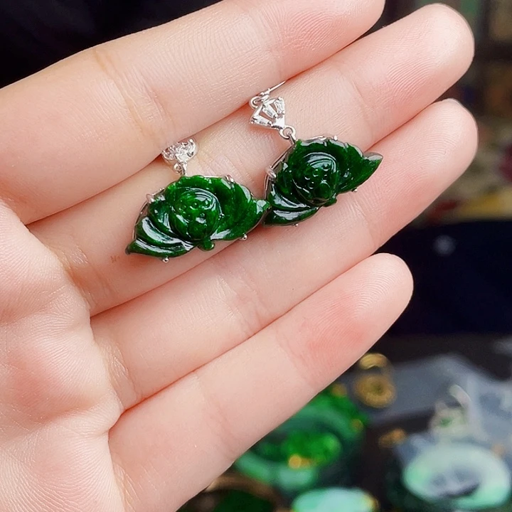 翡翠银S925镶嵌颈饰多样性